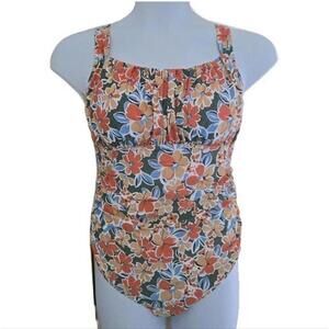231 NWT One-Piece Maternity Floral Swimsuit w/ Adjustable Straps (Medium)